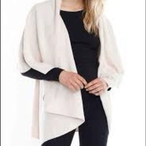 Cream shawl (model wearing Camel color)